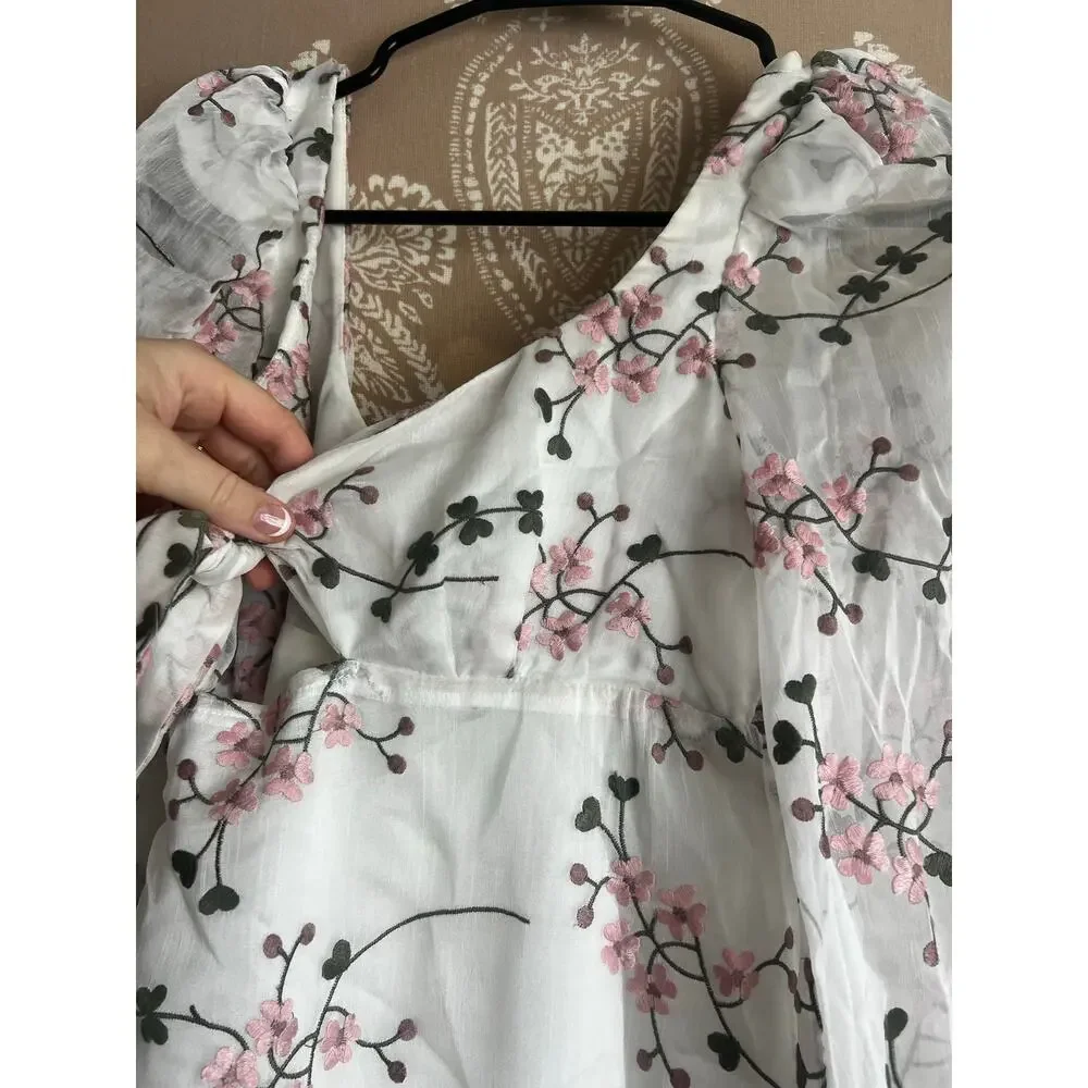 Stone Cold Fox BARDOT Mini DRESS in White Floral - Picture 5 of 10